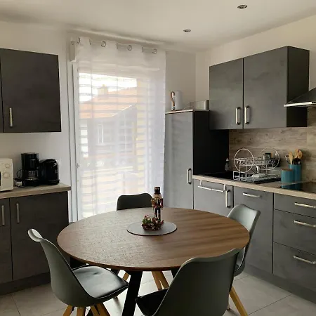 Les Balcons De La Haie Griselle Apartment